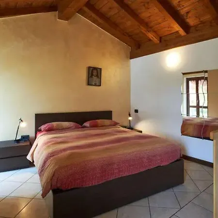 Casa Alex בית נופש *