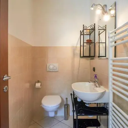 Casa Alex בית נופש Pianello Del Lario